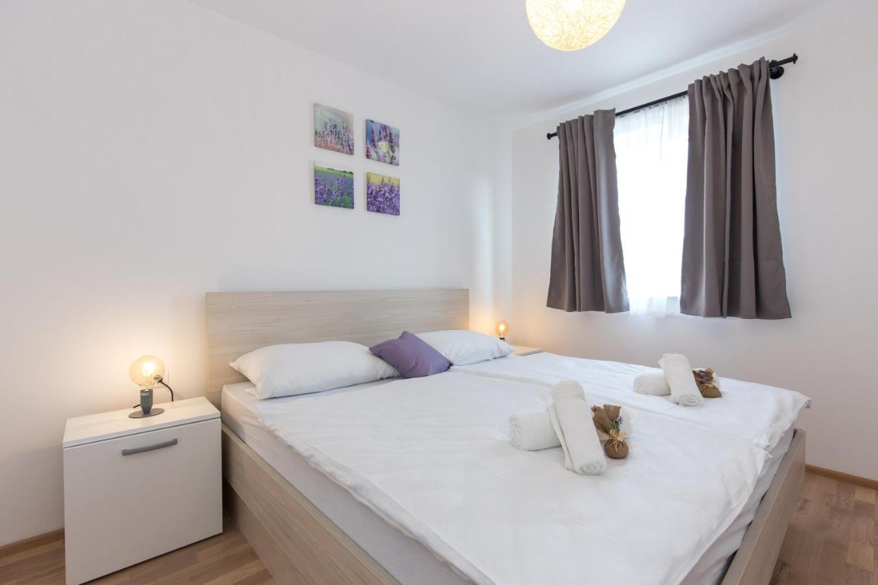 Apartments Kiara Punat Exterior photo